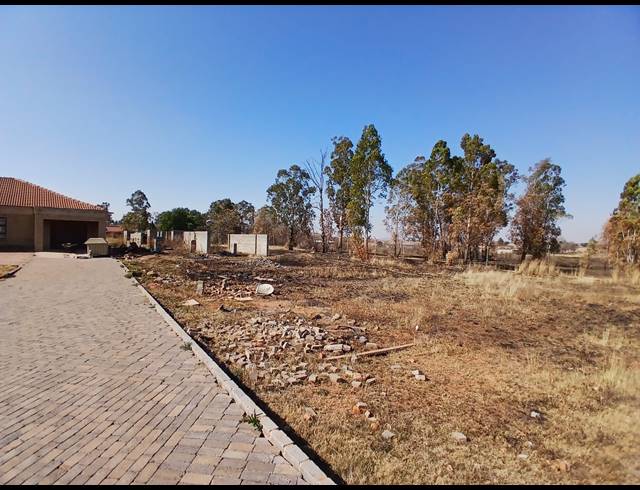 2,190M² VACANT LAND FOR SALE IN HENLEY ON KLIP